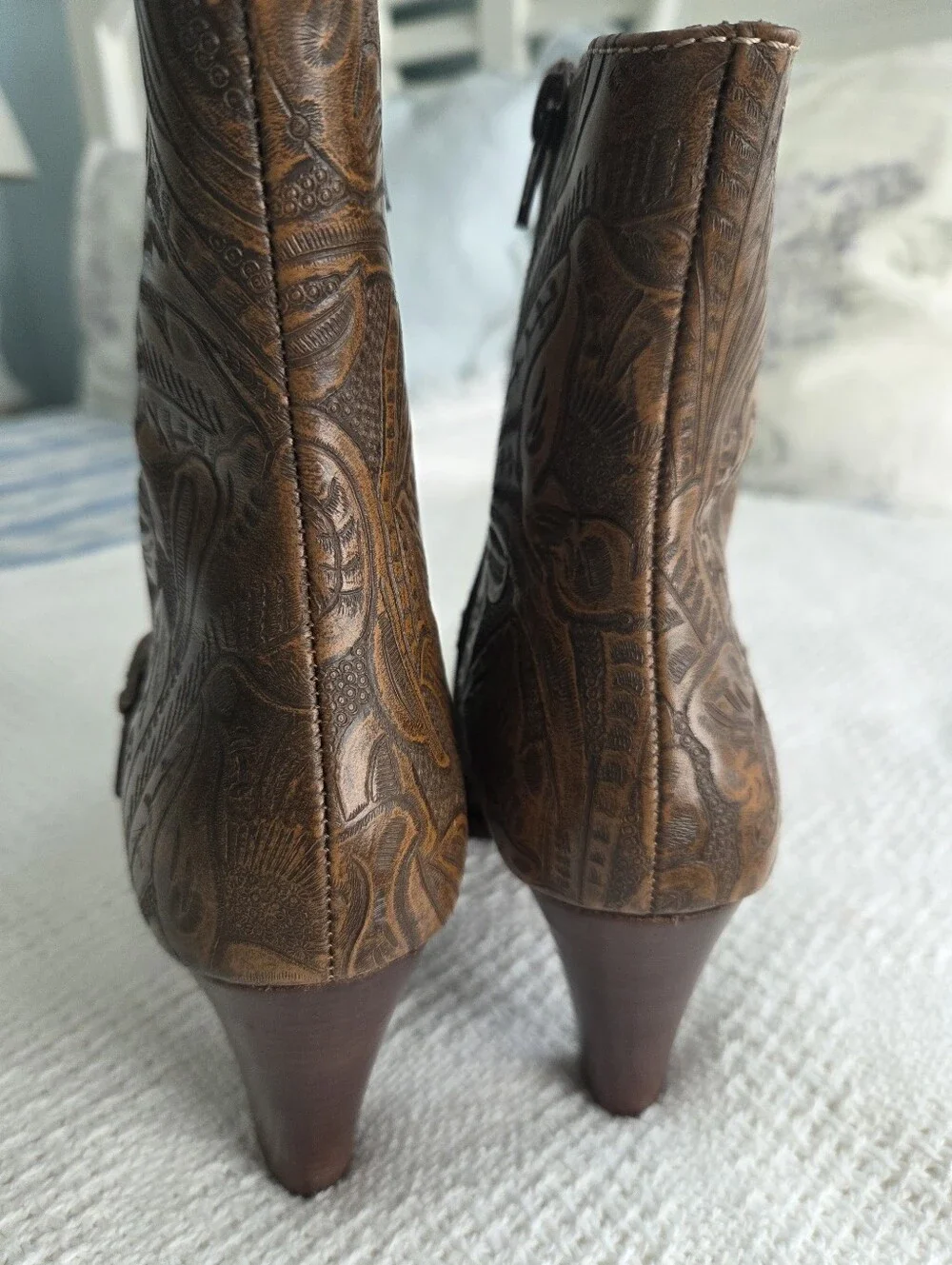 Worthington Brown Leather Embossed Tooled Heeled Ankle Boots Size 8M
